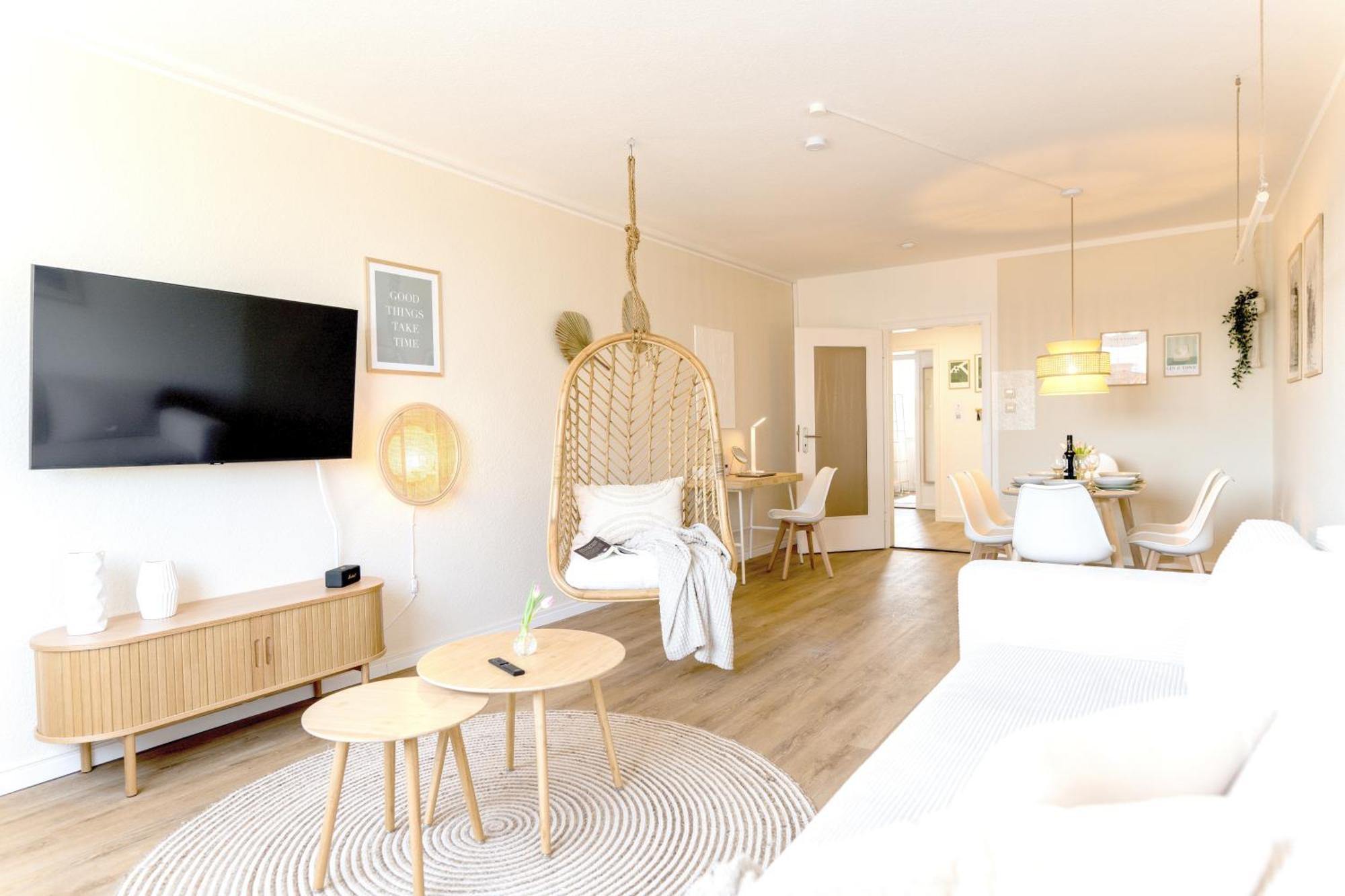 Wolfsburg Innenstadt - Happyhome - Direkt In Der Porschestrasse, 5 Personen & Kind, 3 Zimmer エクステリア 写真