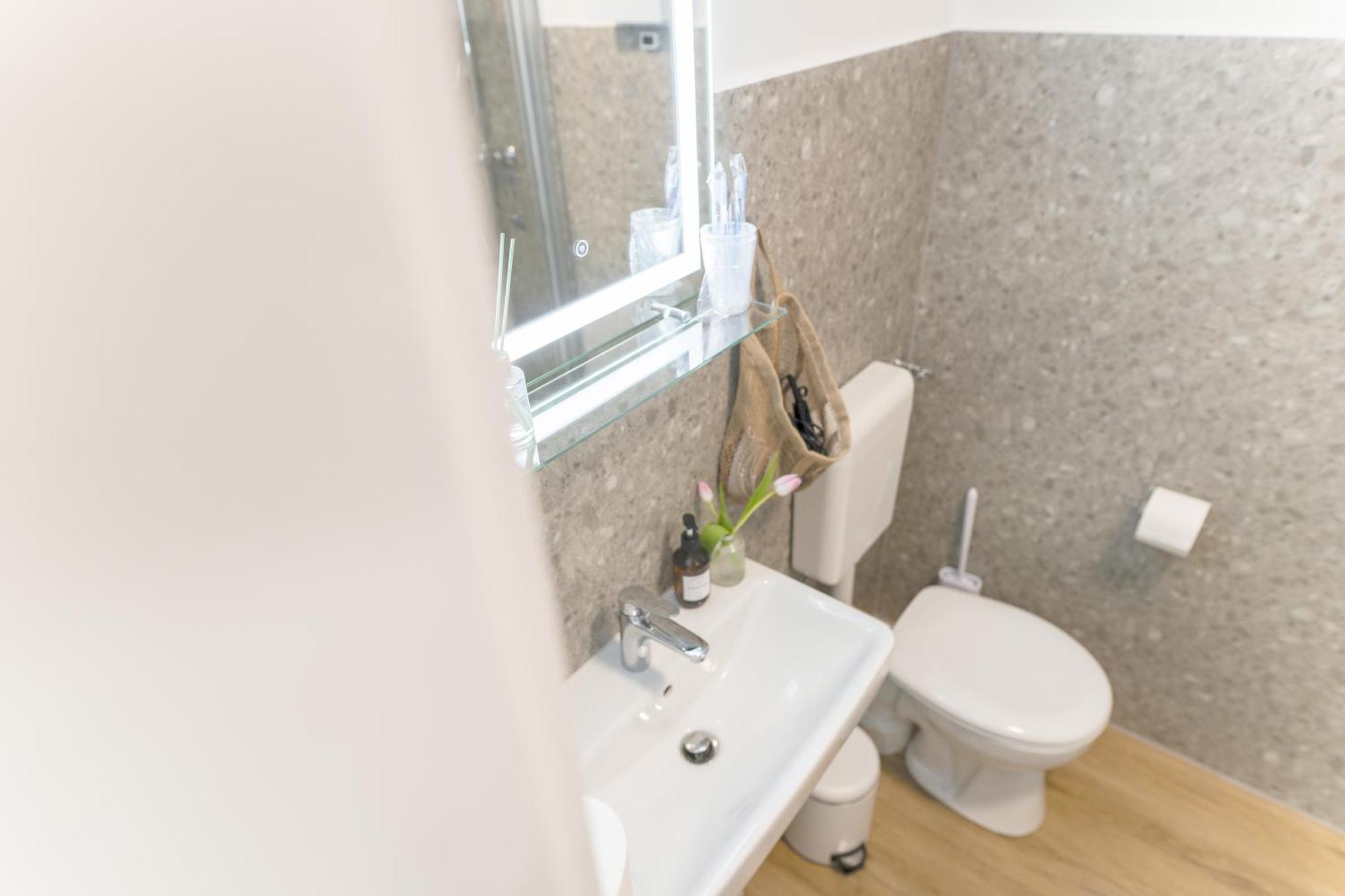 Wolfsburg Innenstadt - Happyhome - Direkt In Der Porschestrasse, 5 Personen & Kind, 3 Zimmer エクステリア 写真